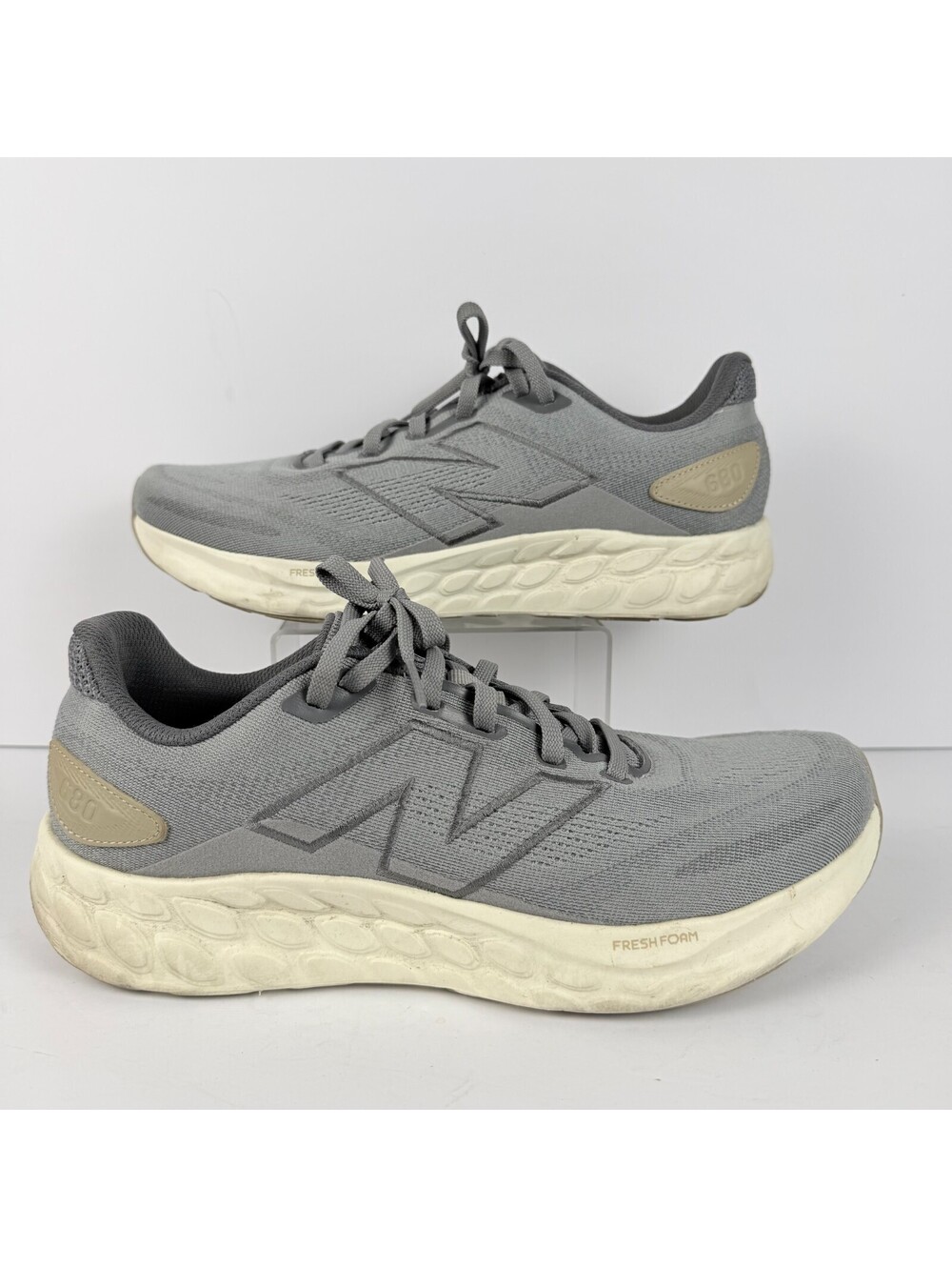 New Balance Fresh Foam 680v8 Running Shoes Comfort Gray Beige Mens Size 10.5 D